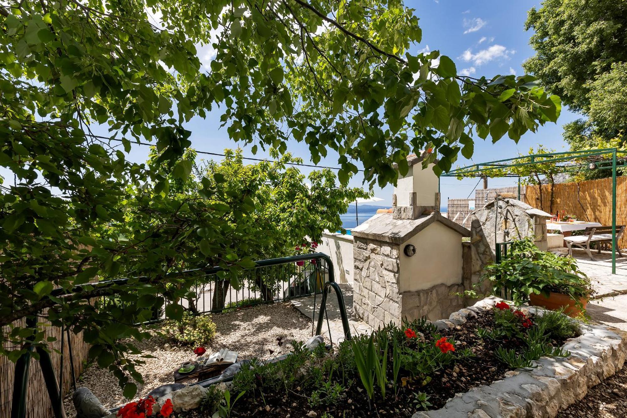 Holiday Home Marta With Heated Pool,Grill,Sea View Bast Exterior photo